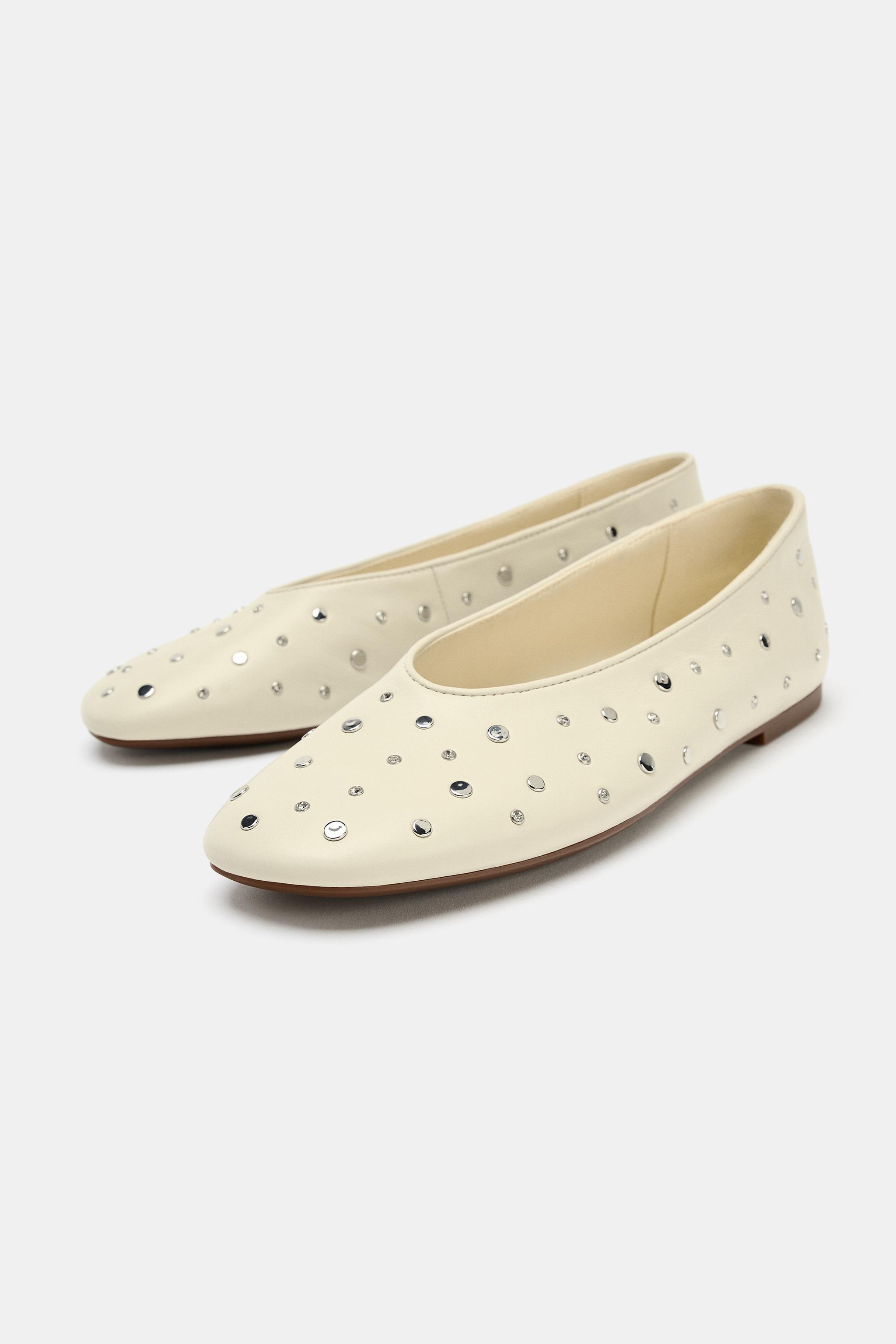 LEATHER STUDDED BALLET FLATS